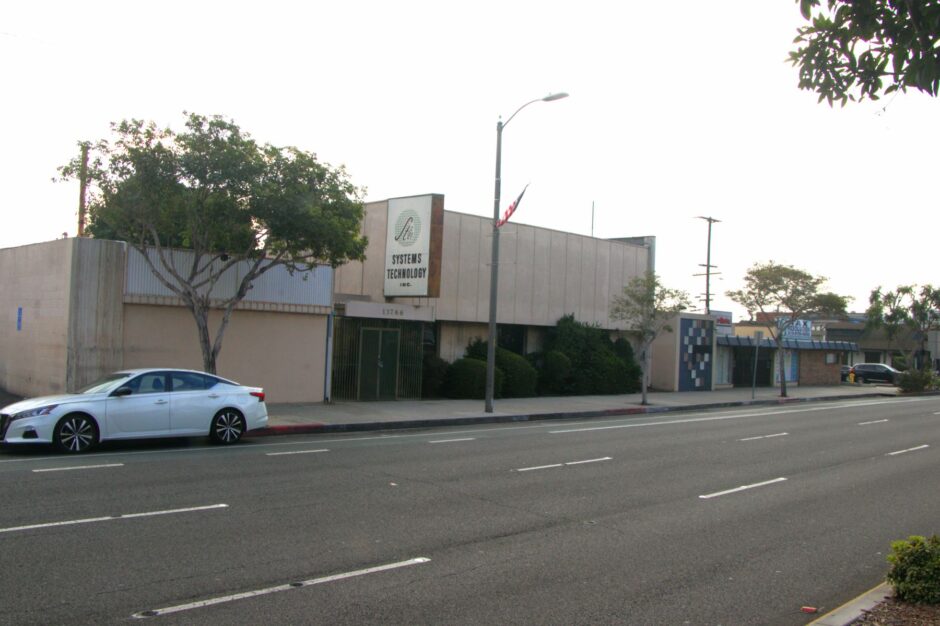 13766 Hawthorne Blvd. Commercial property for sale. Street view